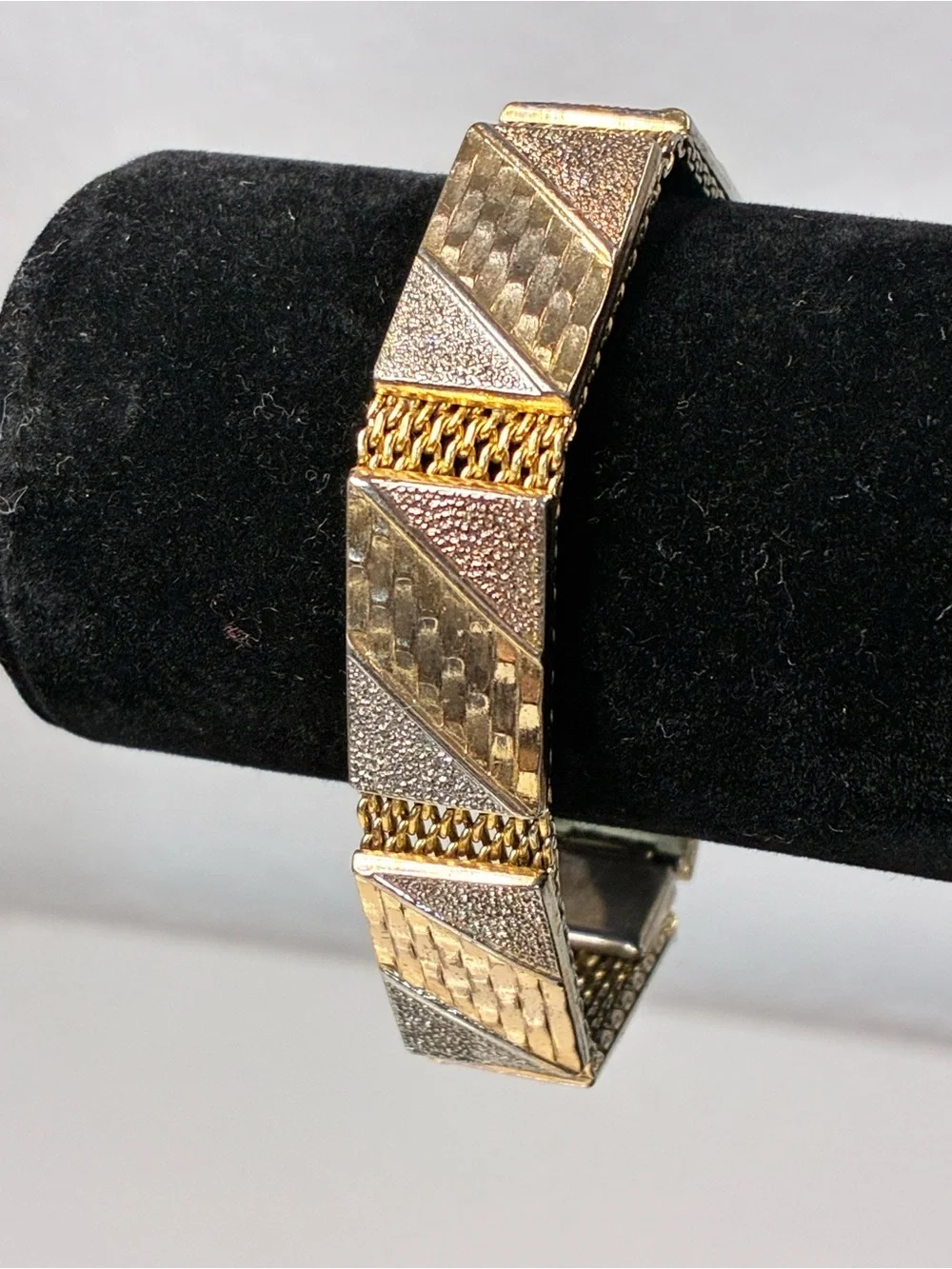 VTG Gold and Silver Tone Textured Link Bracelet SMALL - Women Jewelry